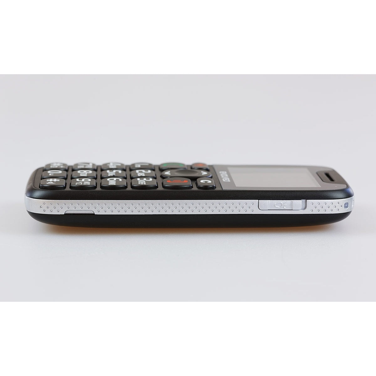 Tlačítkový telefon pro seniory Evolveo EasyPhone EP-500, černá