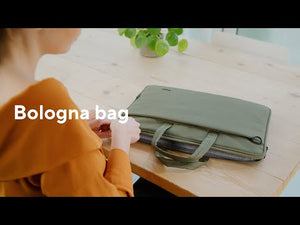 Pouzdro na notebook TRUST, 16" Bologna Slim Laptop Bag Eco, red