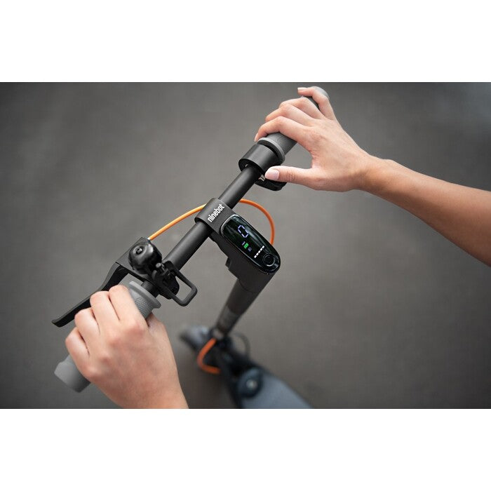 Elektrokoloběžka Ninebot Kickscooter F25E, 25km/h, až 25km