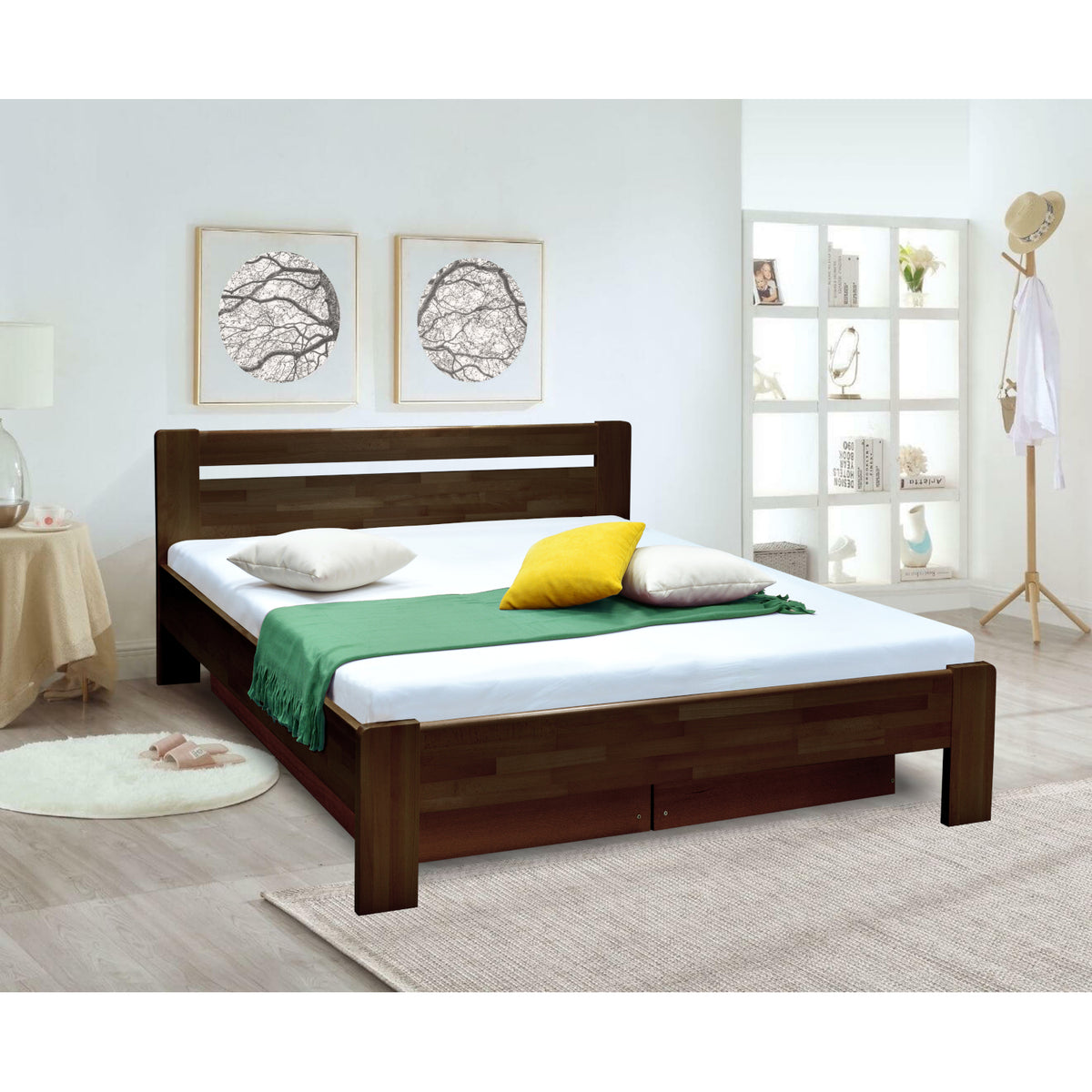Masivní postel Maribo 2, 180x200, vč. roštu, bez matr., tm.ořech
