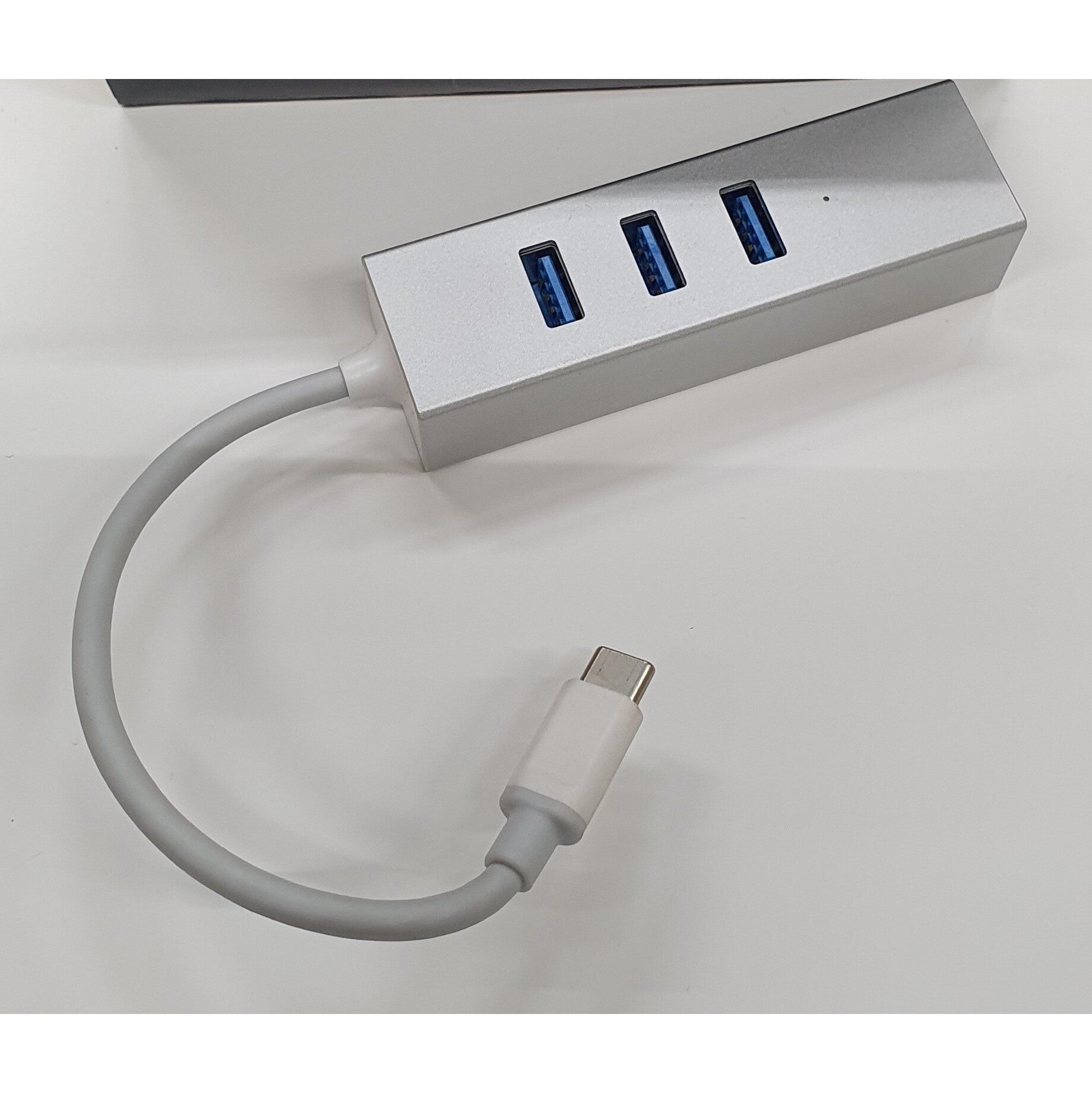 Hub Olpran BL-H01C, USB-C / 3x USB, USB-C, stříbrná POUŽITÉ, NEOP