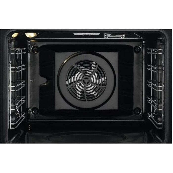 Vestavná trouba Electrolux 600 PRO SteamBake EOD5H70X